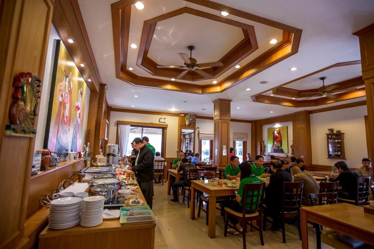 Loei Village Hotel Екстер'єр фото