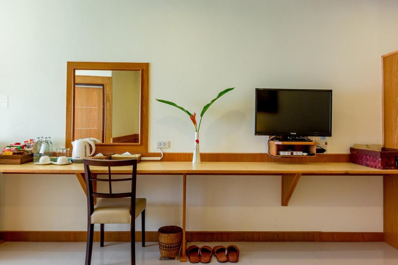 Loei Village Hotel Екстер'єр фото
