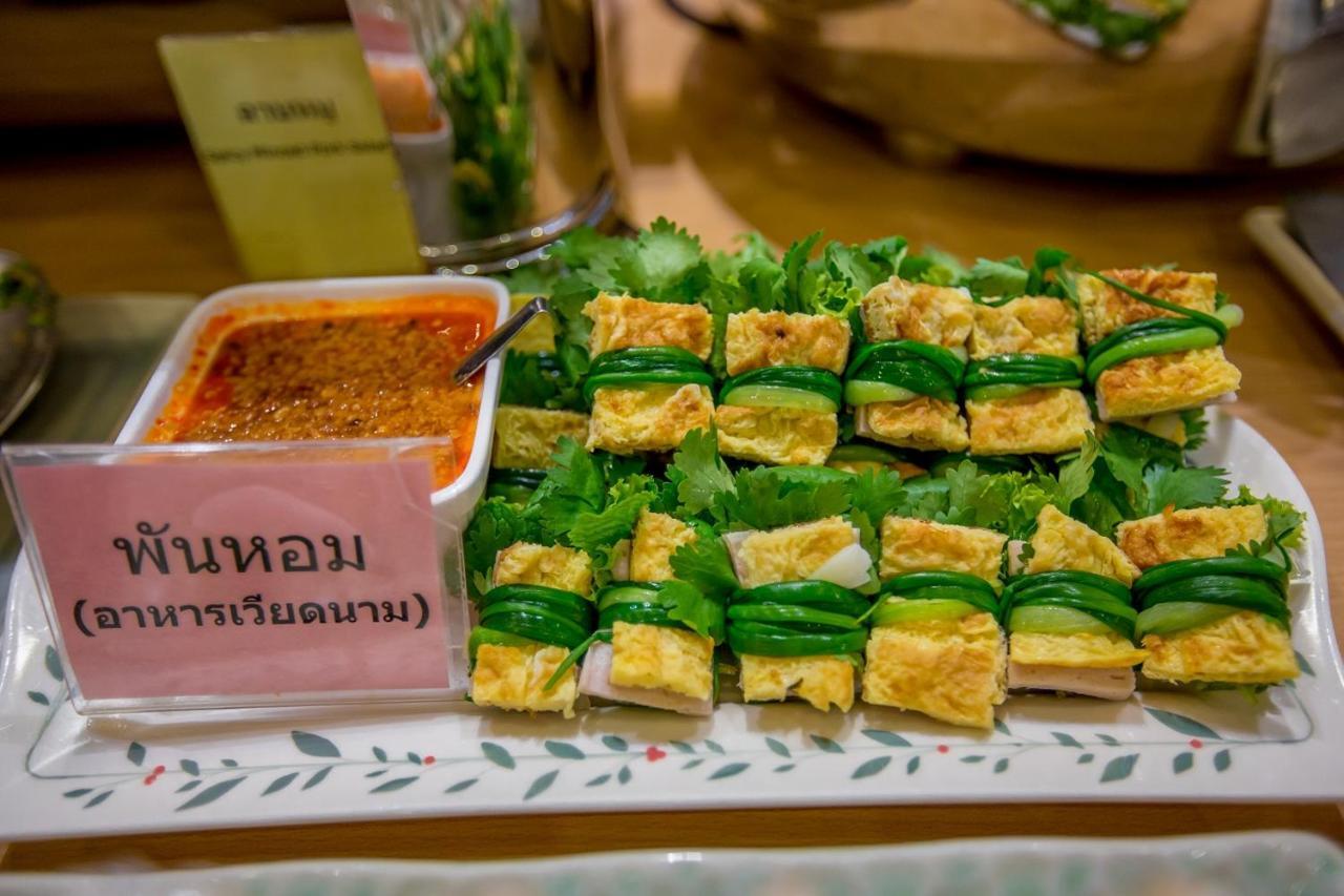 Loei Village Hotel Екстер'єр фото